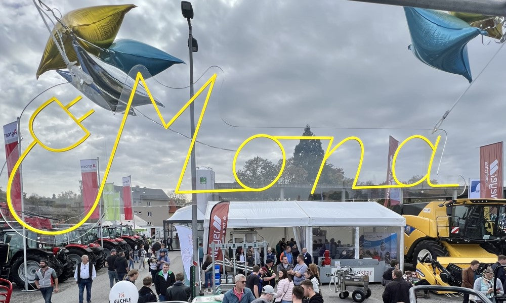 Mona unter Strom auf der Messe in Ravensburg