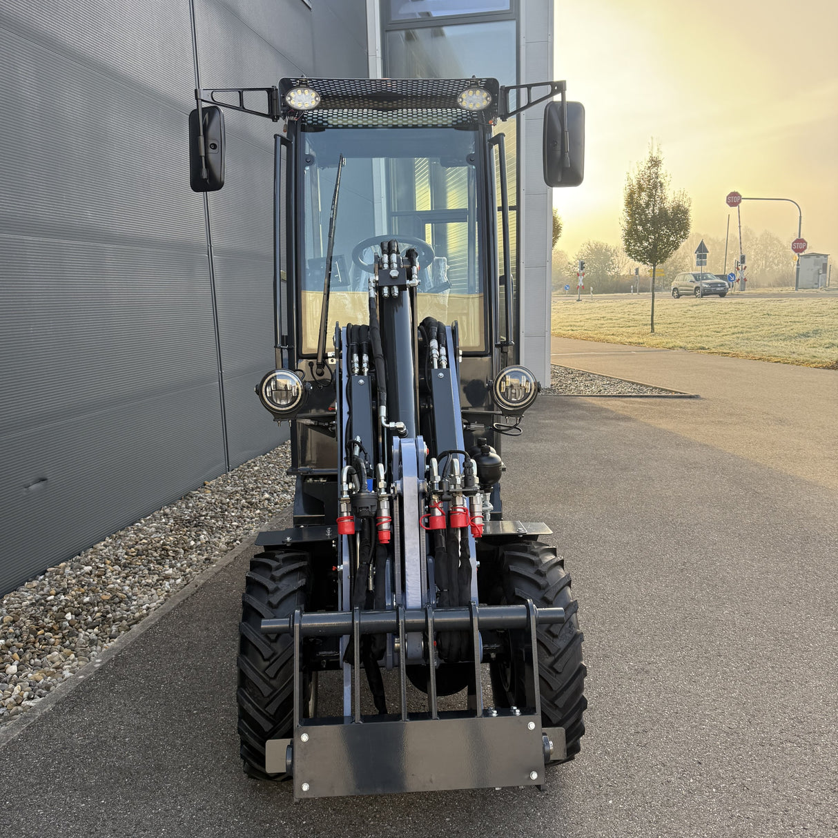 MONA Lunar chargeur de ferme électrique