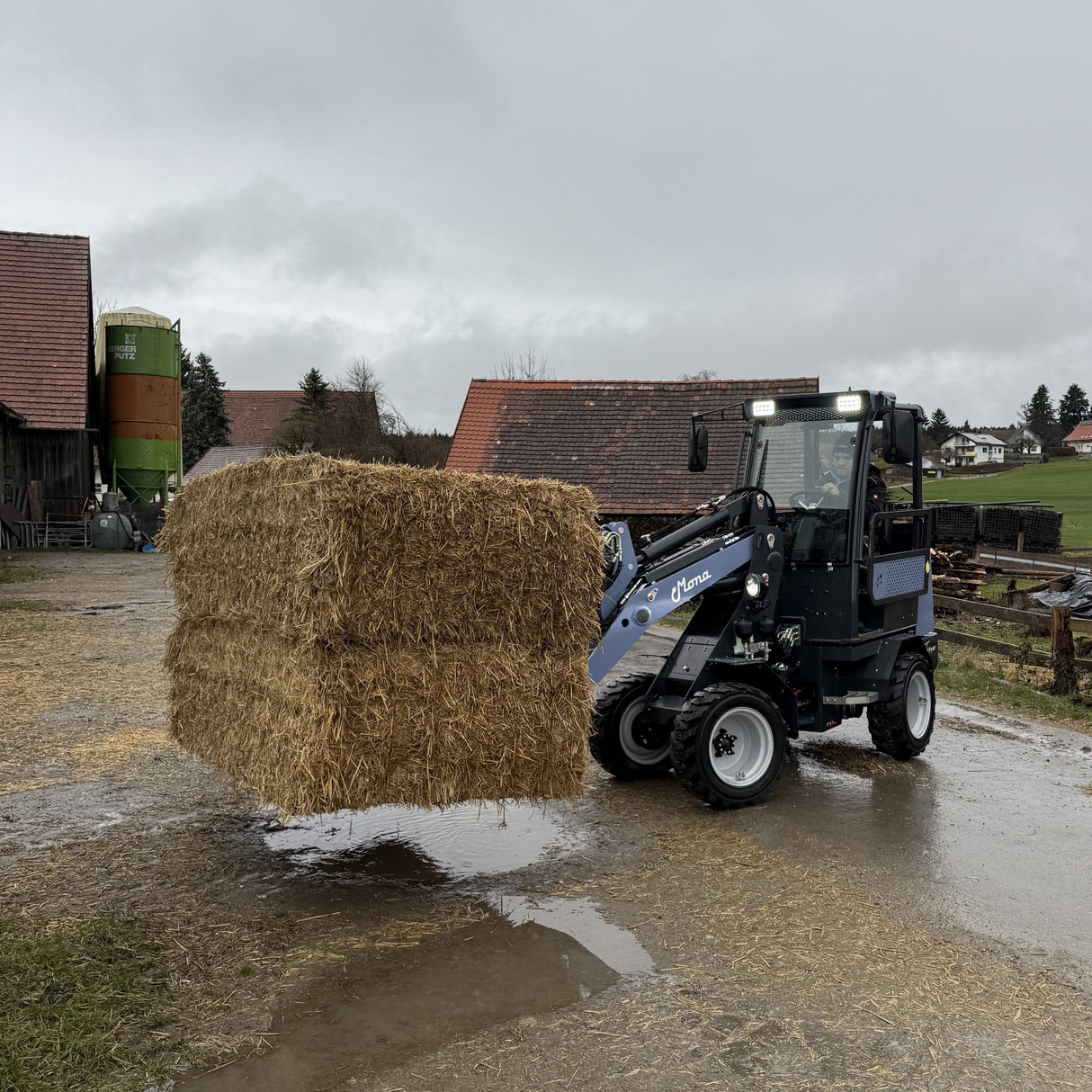 Chargeur de ferme électrique MONA Terra