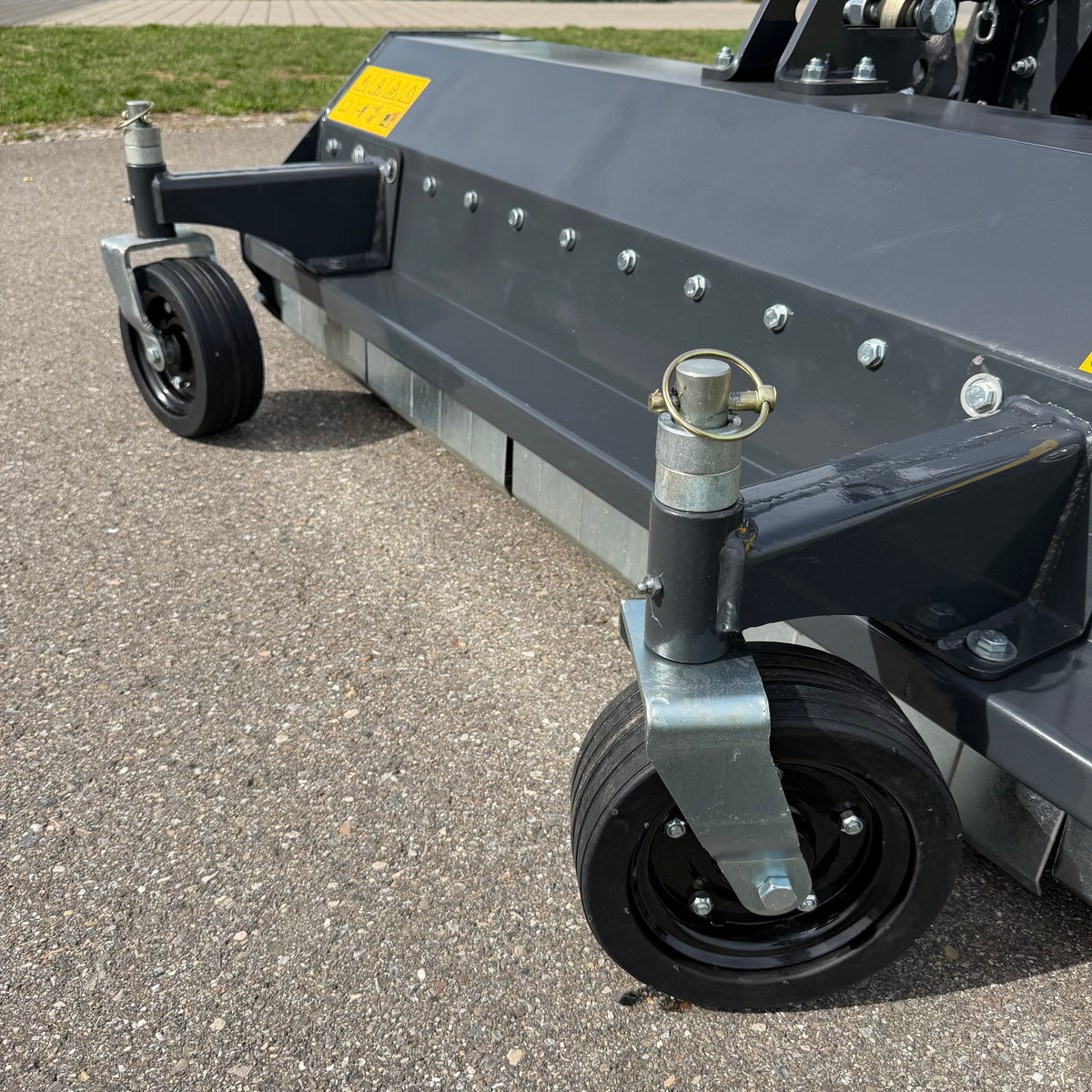 Hammerschlegelmulcher 140 cm für EURO-Aufnahme