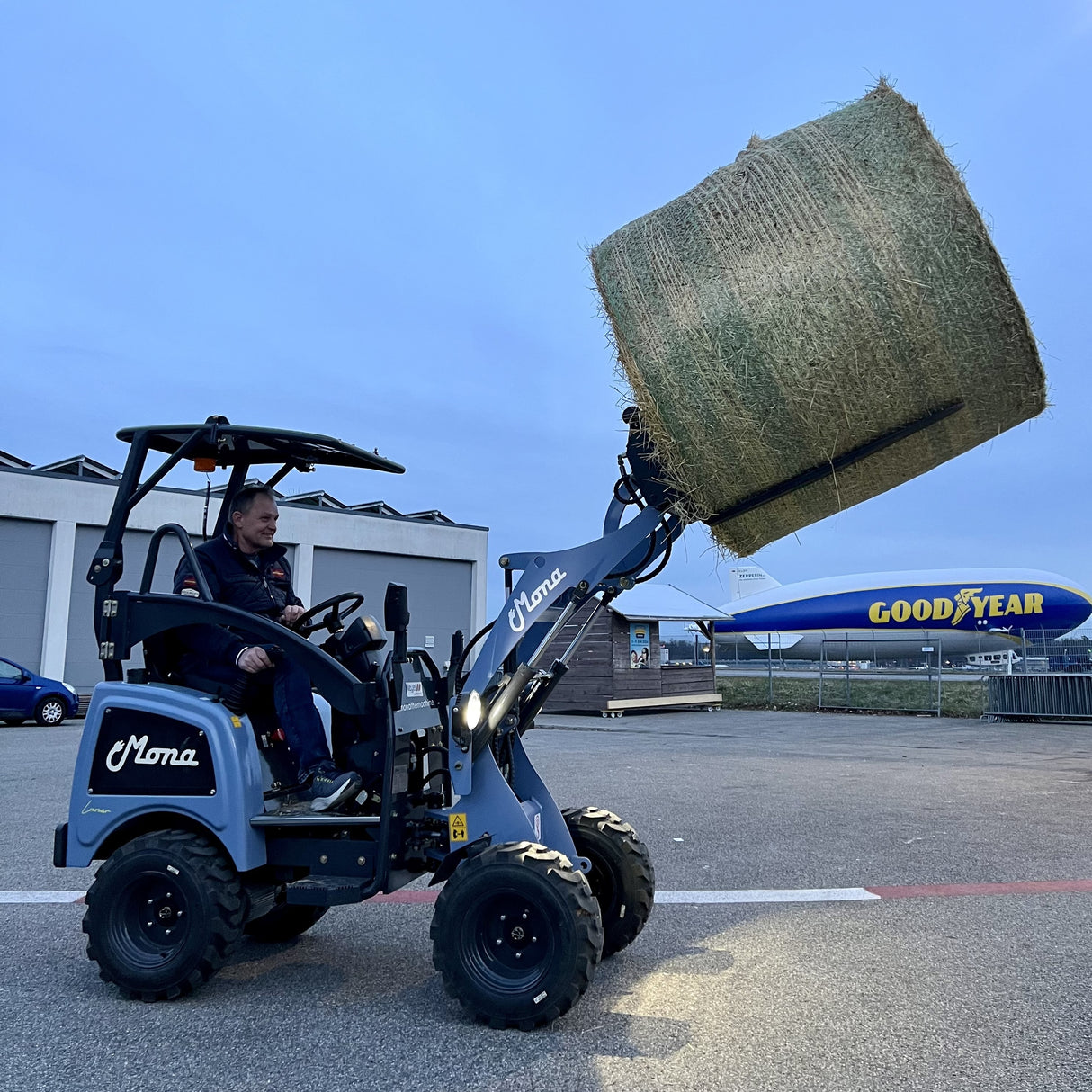 Palettengabel für MONA-Aufnahme