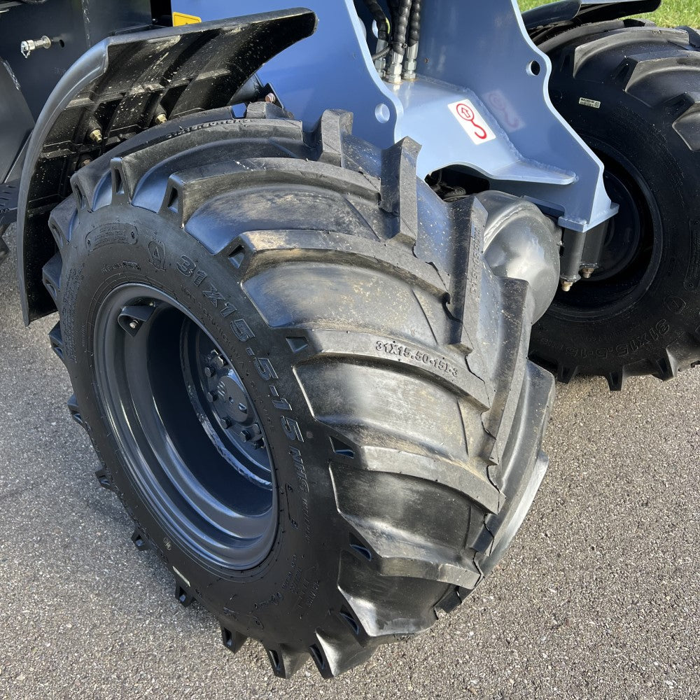Wide field tires (31 x 15.5 – 15)