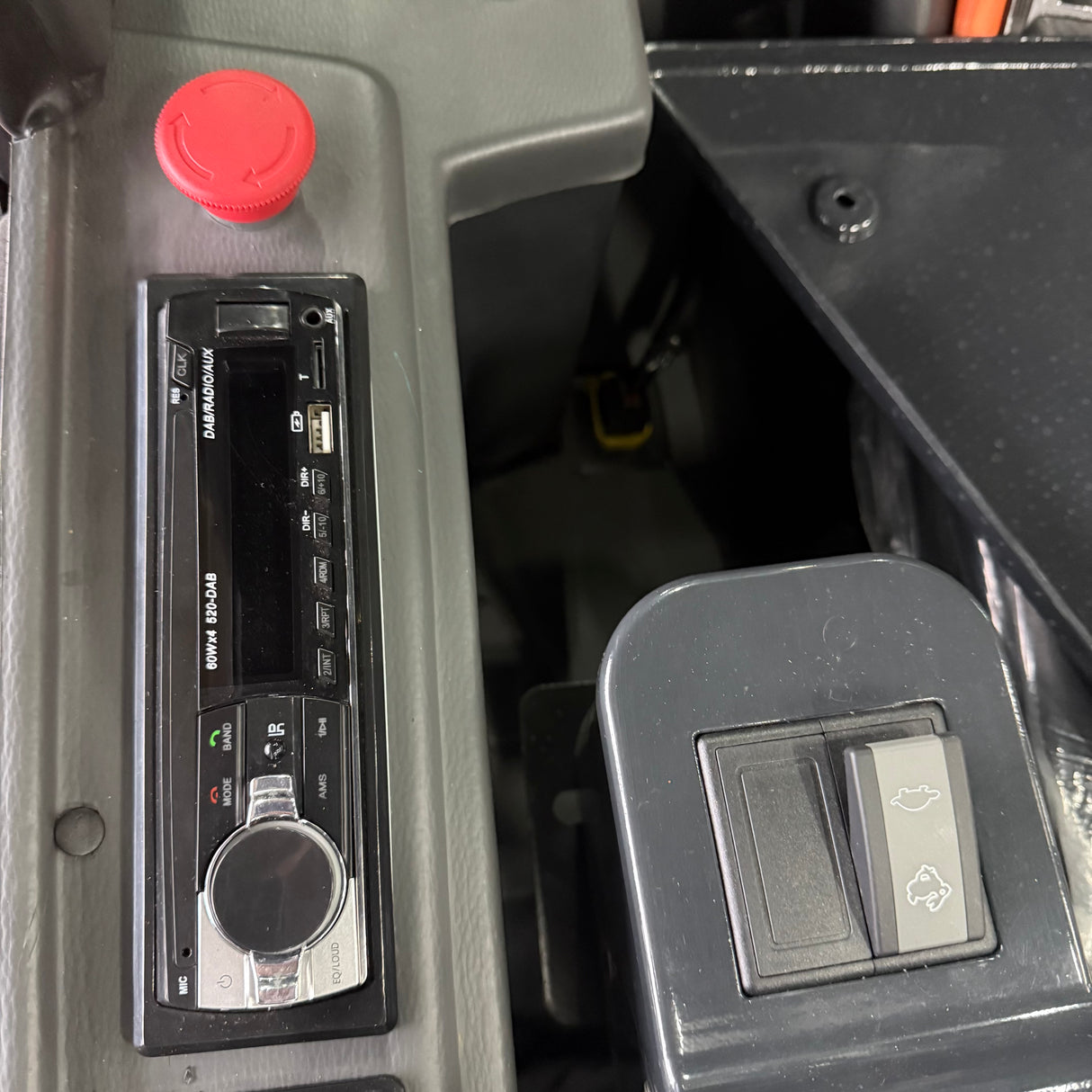 Radio for MONA Solara